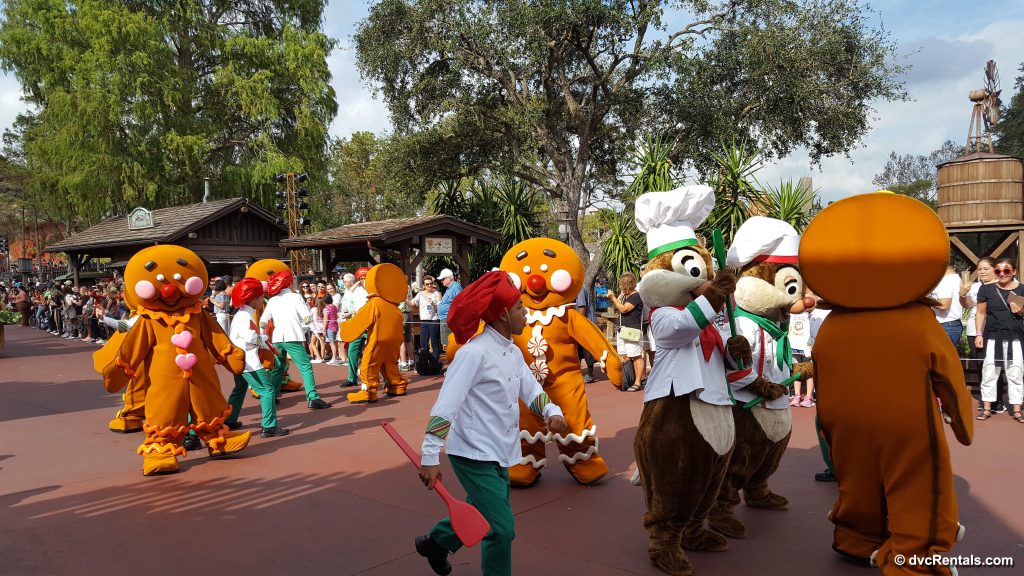 Gingerbread Men and Chip N Dale Disney Parade