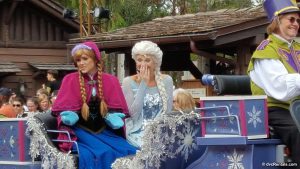 Anna and Elsa Disney Christmas Parade