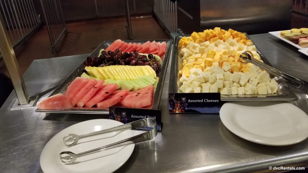 Fruit plate and cheese plate