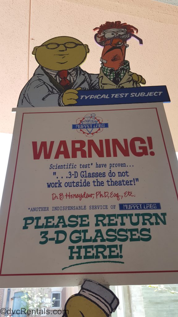 3D glasses return bin