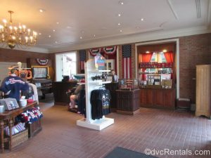 Heritage Manor Gifts in Epcot