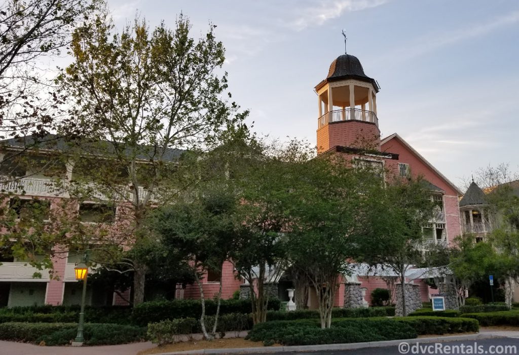 Exterior shot of a building at Disney’s Saratoga Springs Resort & Spa