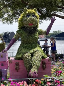 Miss Piggy Topiary at the Taste of Epcot International Flower & Garden Festival