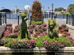 Lady and the Tramp topiaries at the Taste of Epcot International Flower & Garden Festival