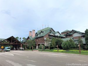 Exterior shot of the entrance to Wilderness Lodge