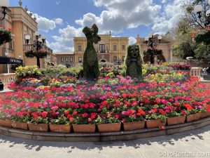 Lady and the Tramp Topiaries from the Epcot International Flower & Garden Festival
