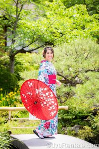 Joanne wearing traditional Japanese attire.