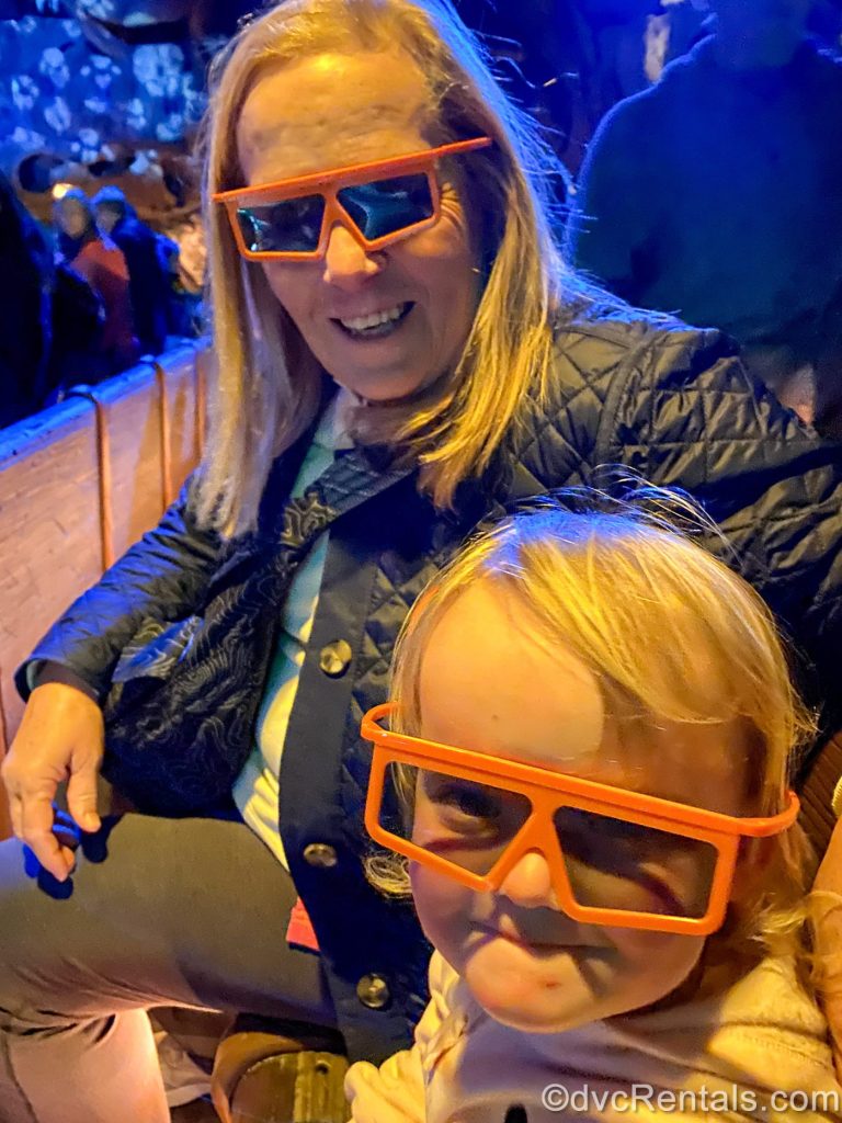 uest blogger Christie Hecht’s family pose with smiles and 3D glasses during their visit to Disney’s Animal Kingdom Theme Park.